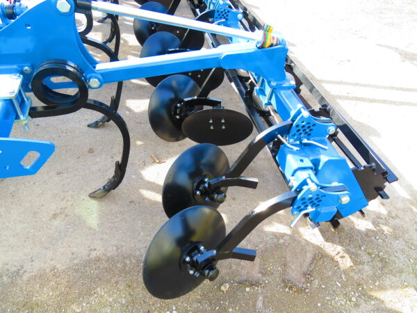 MC – Image 4